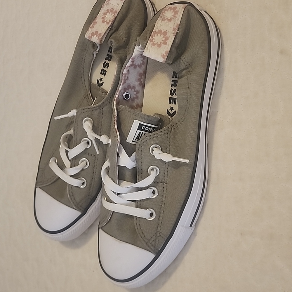 Women's Converse all stars